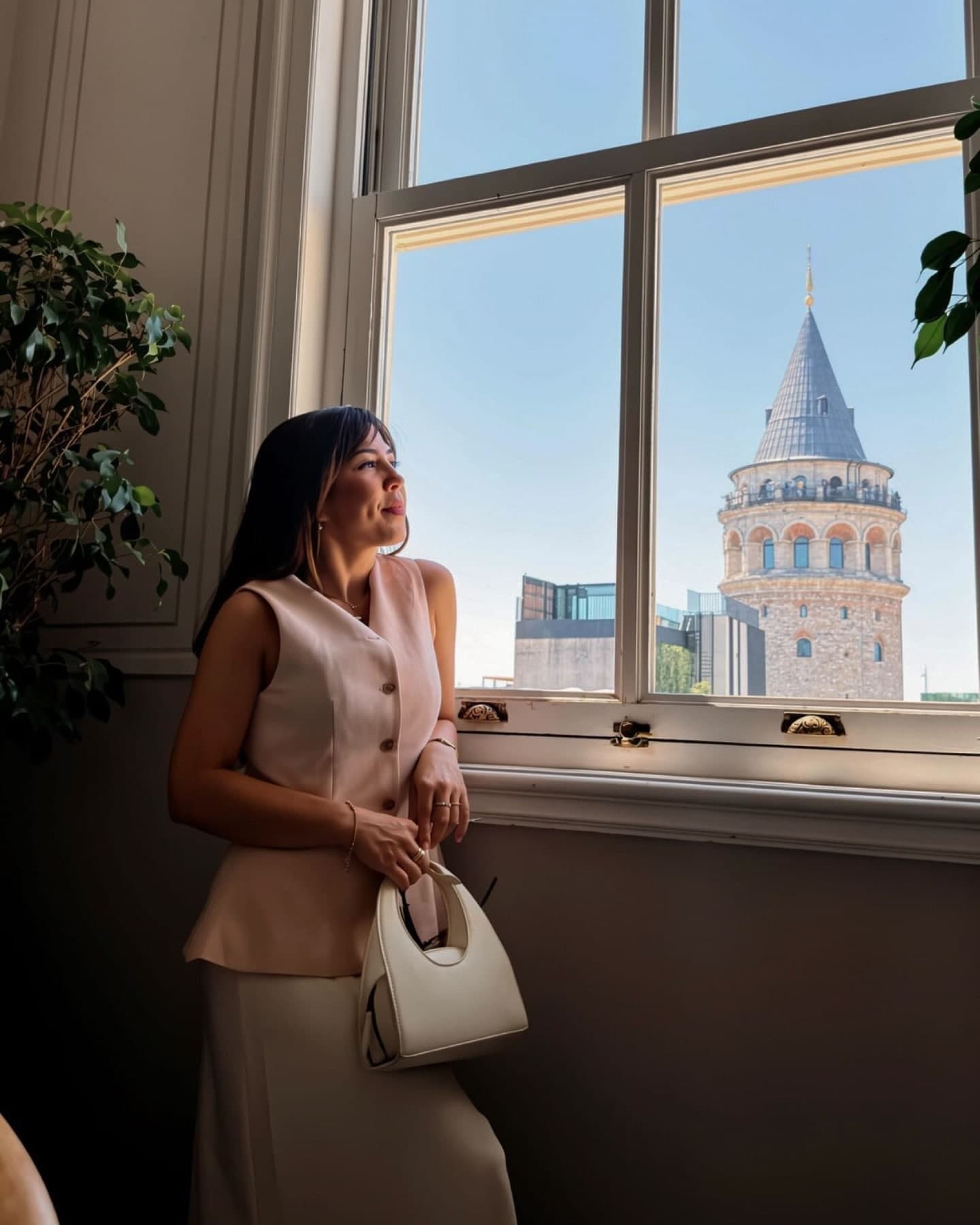 Barnathan Galata gallery photo 5