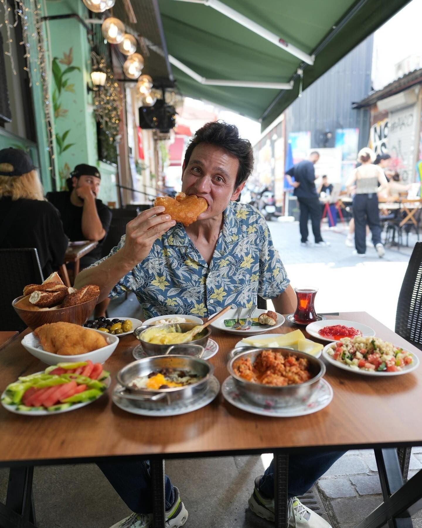 Çakmak Kahvaltı Salonu dining atmosphere