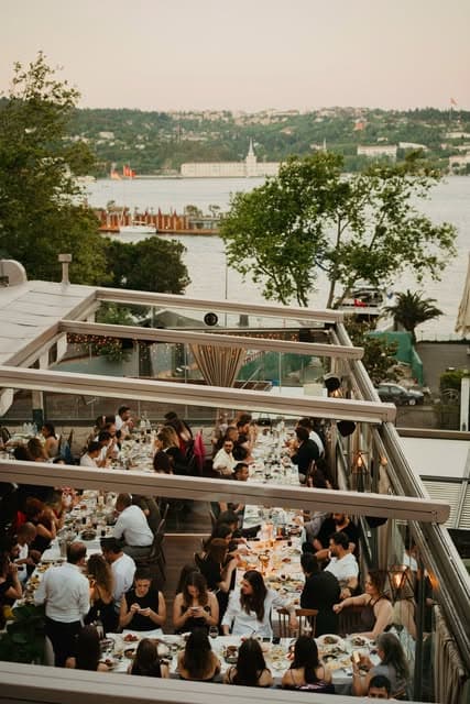 Civarda Kuruçeşme — Kuruçeşme, İstanbul