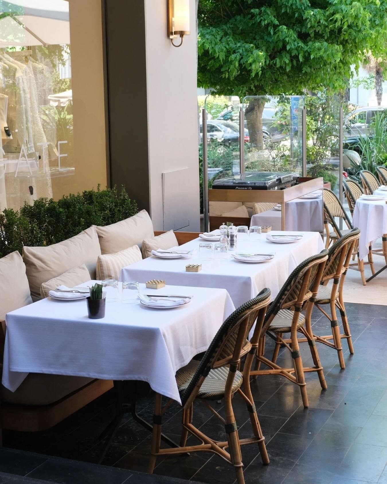 Gizia Brasserie gallery photo 6