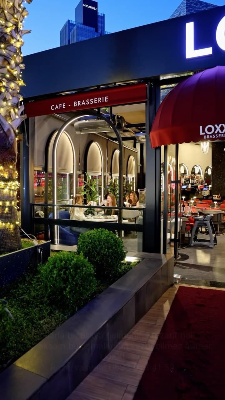 Loxxi Brasserie gallery photo 8