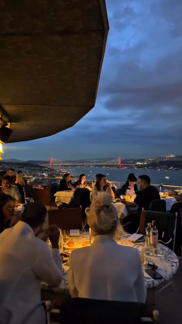 Mesai dining atmosphere