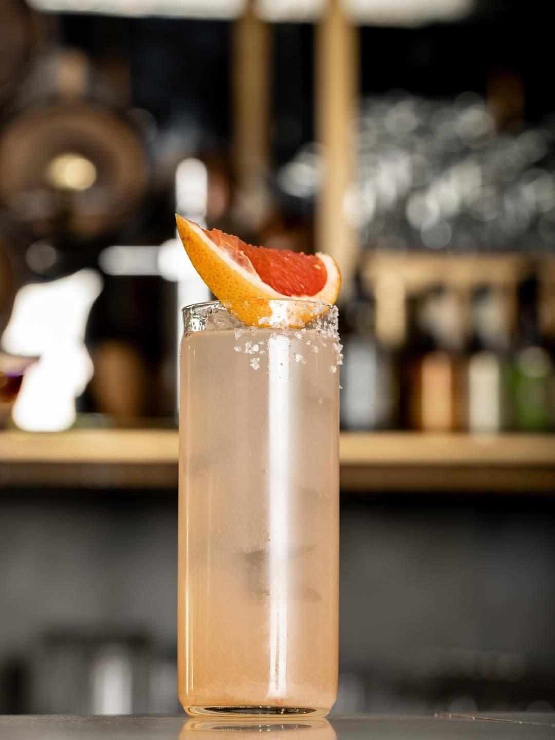 Moretenders’ Cocktail Crib, Taksim dining atmosphere