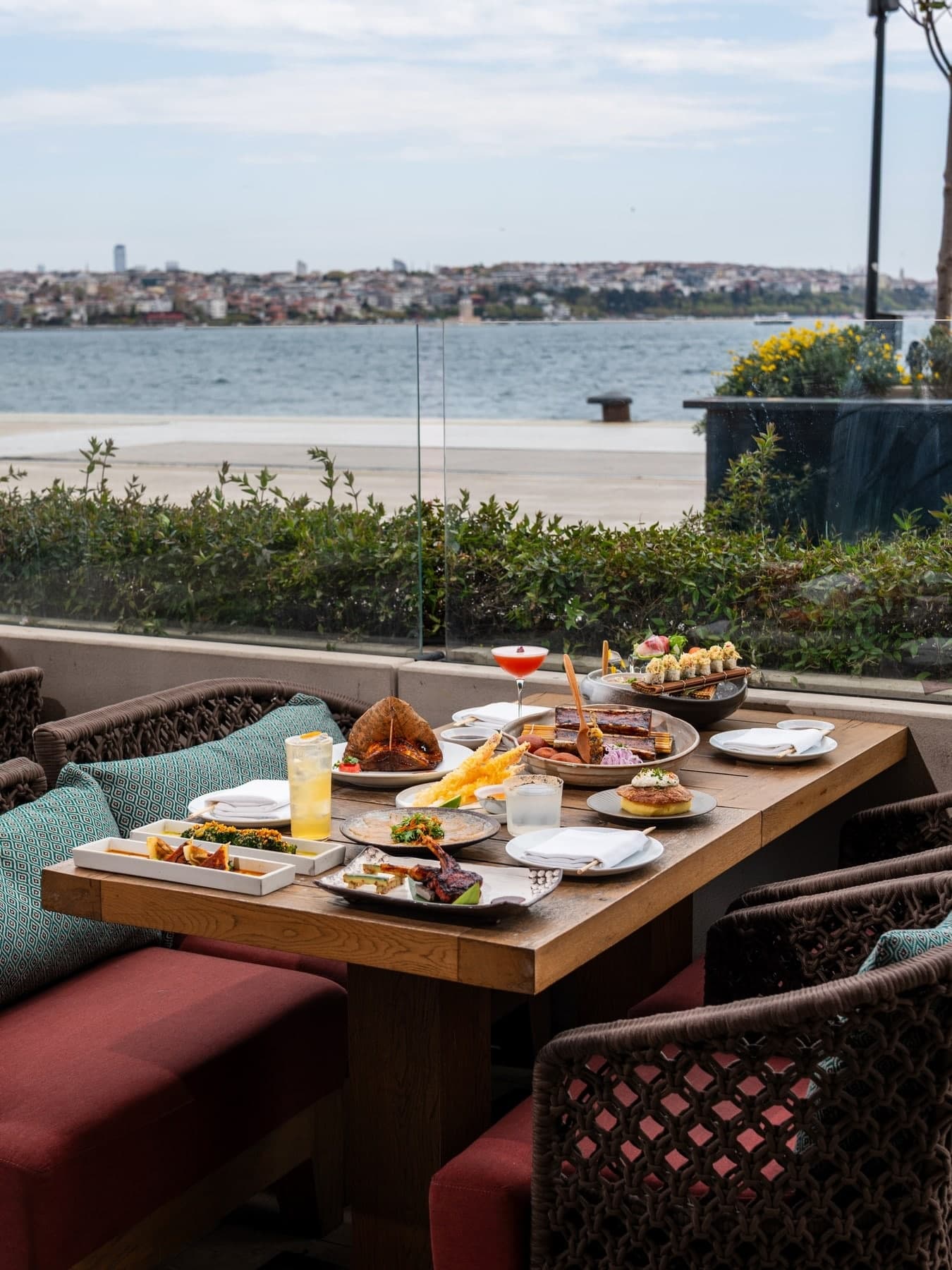 Roka Restaurant gallery photo 7