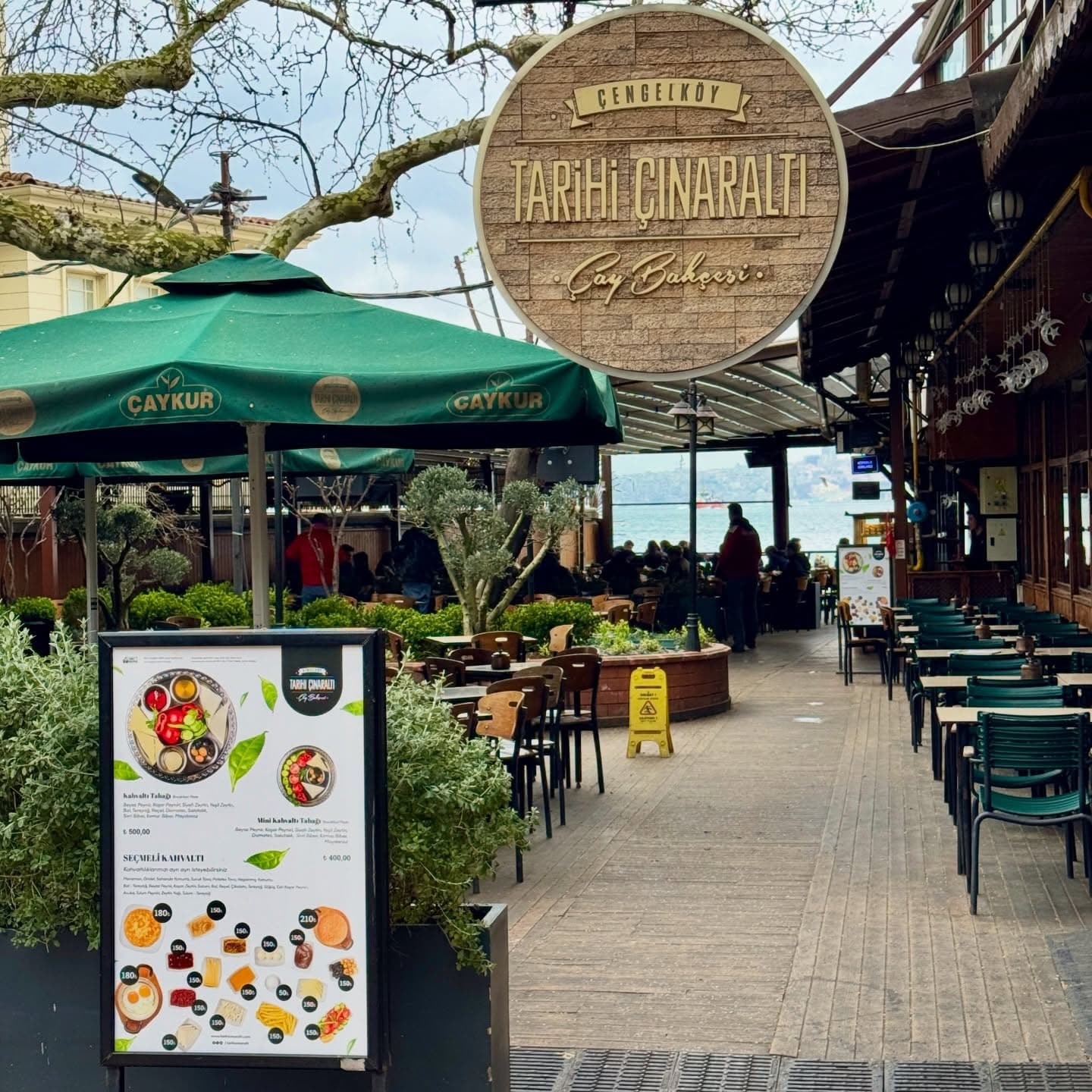 Tarihi Çınaraltı gallery photo 2