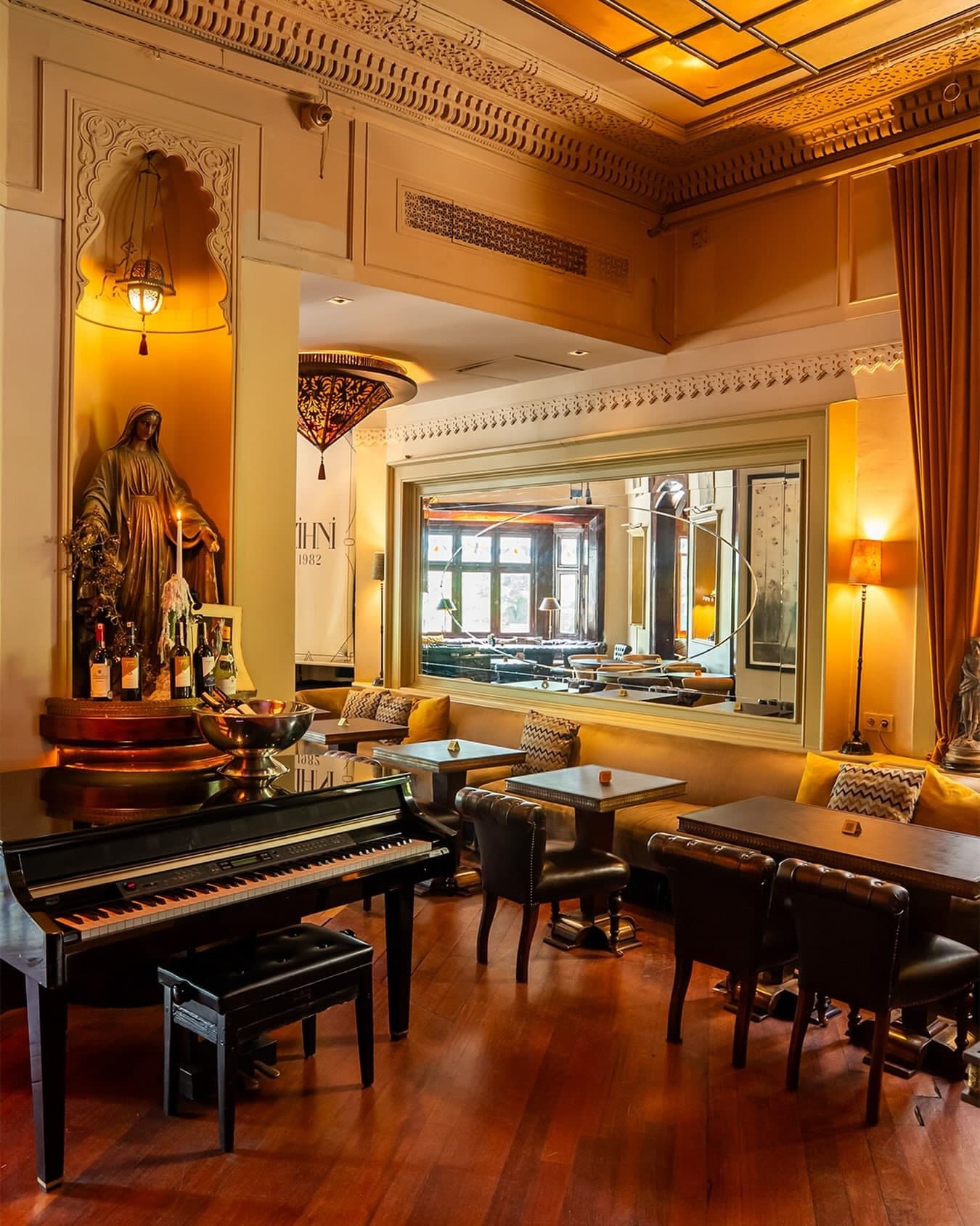 Zihni Bar, Nişantaşı gallery photo 8