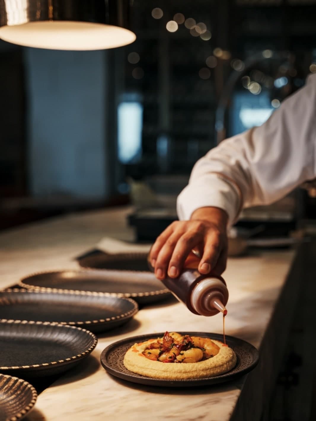 Summit Bar & Terrace, Conrad İstanbul Bosphorus dining atmosphere