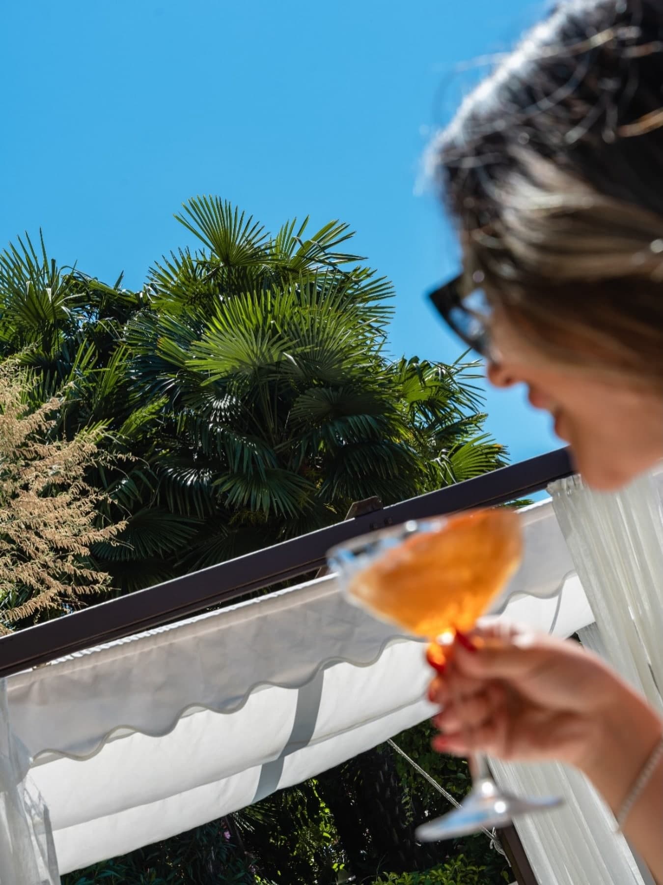 Summit Bar & Terrace, Conrad İstanbul Bosphorus gallery photo 3