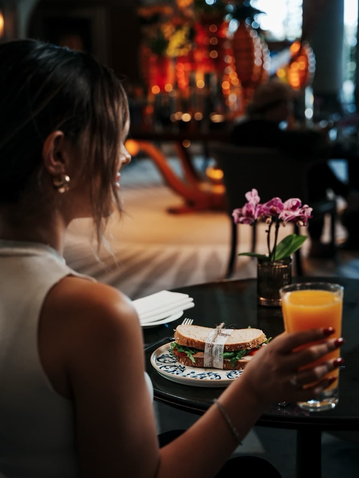 Summit Bar & Terrace, Conrad İstanbul Bosphorus gallery photo 8