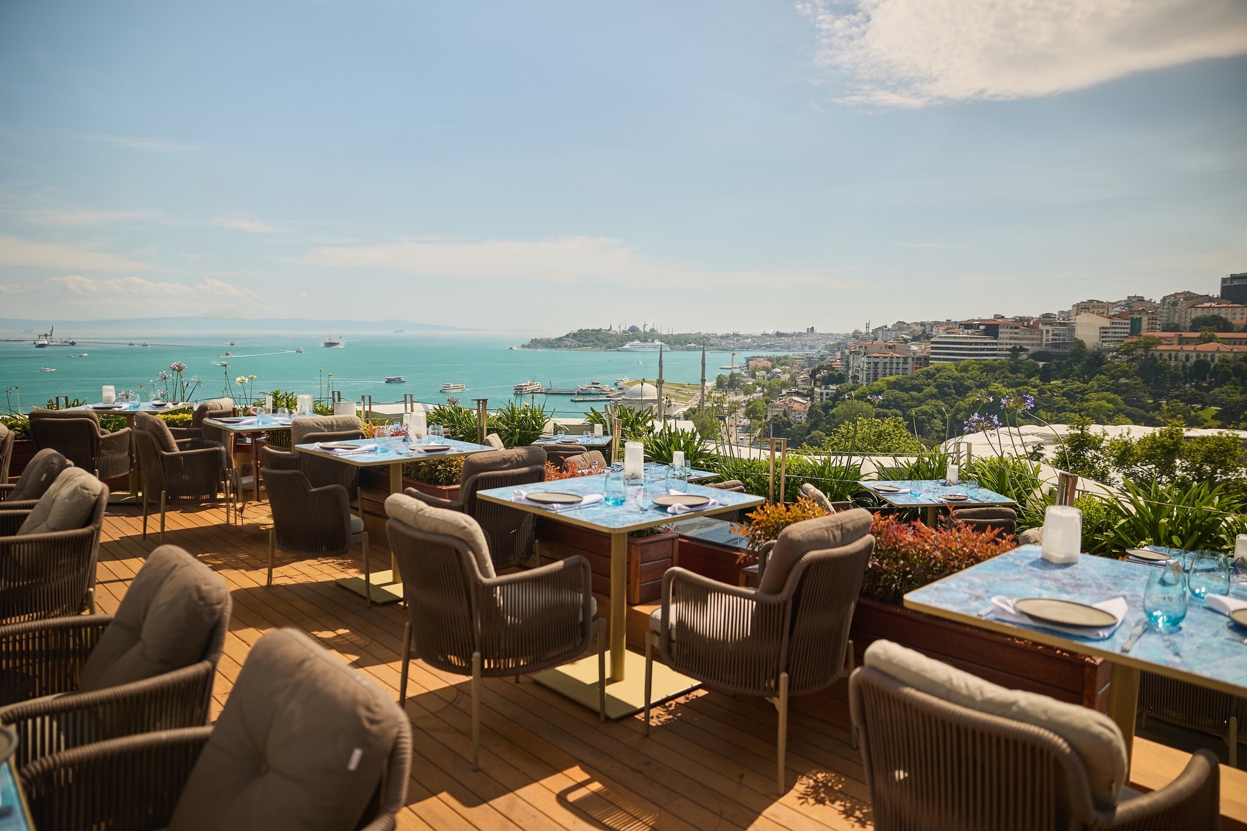 16 Roof, Swissotel The Bosphorus – editorial selection 14