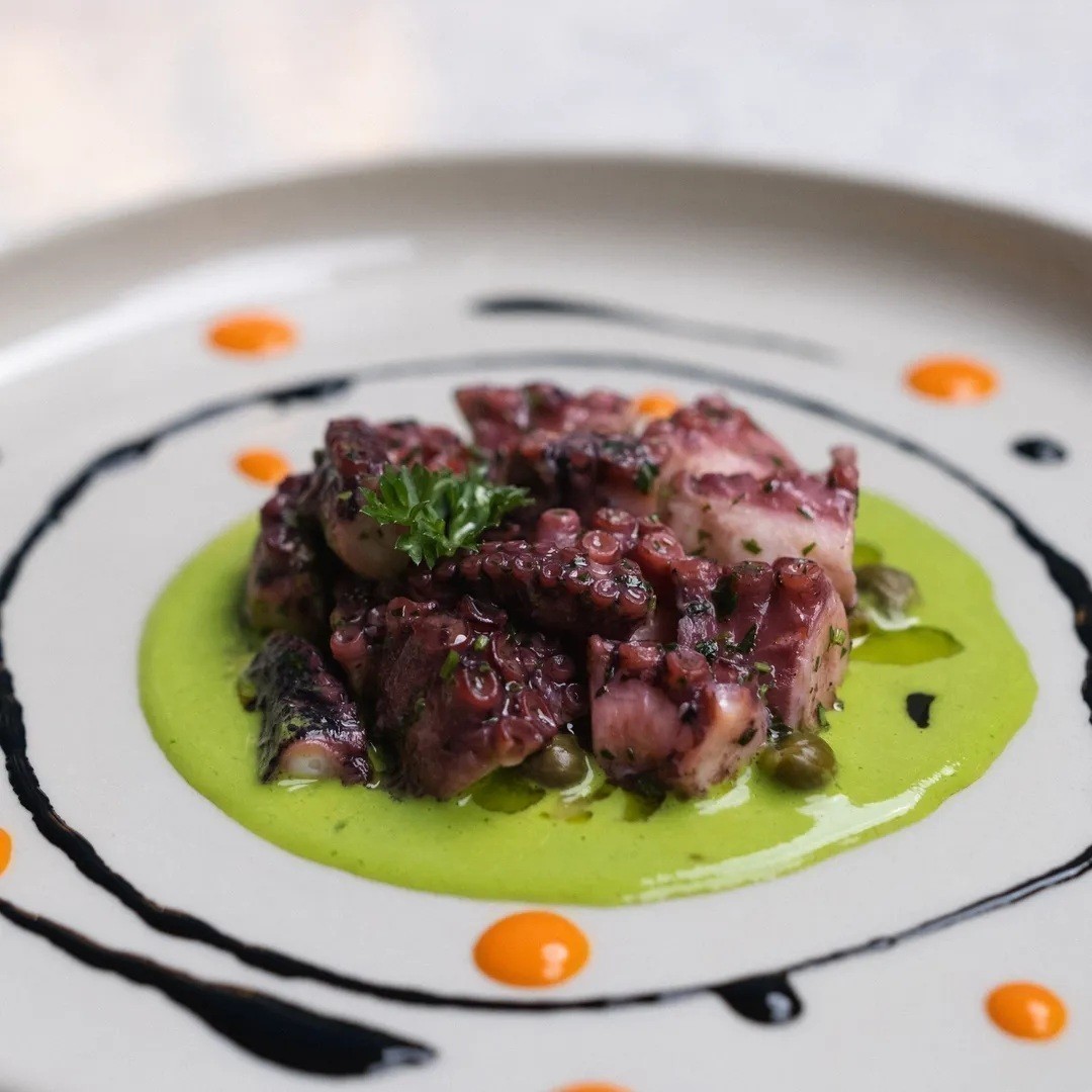 A carefully presented dish from Aida Vino e Cucina