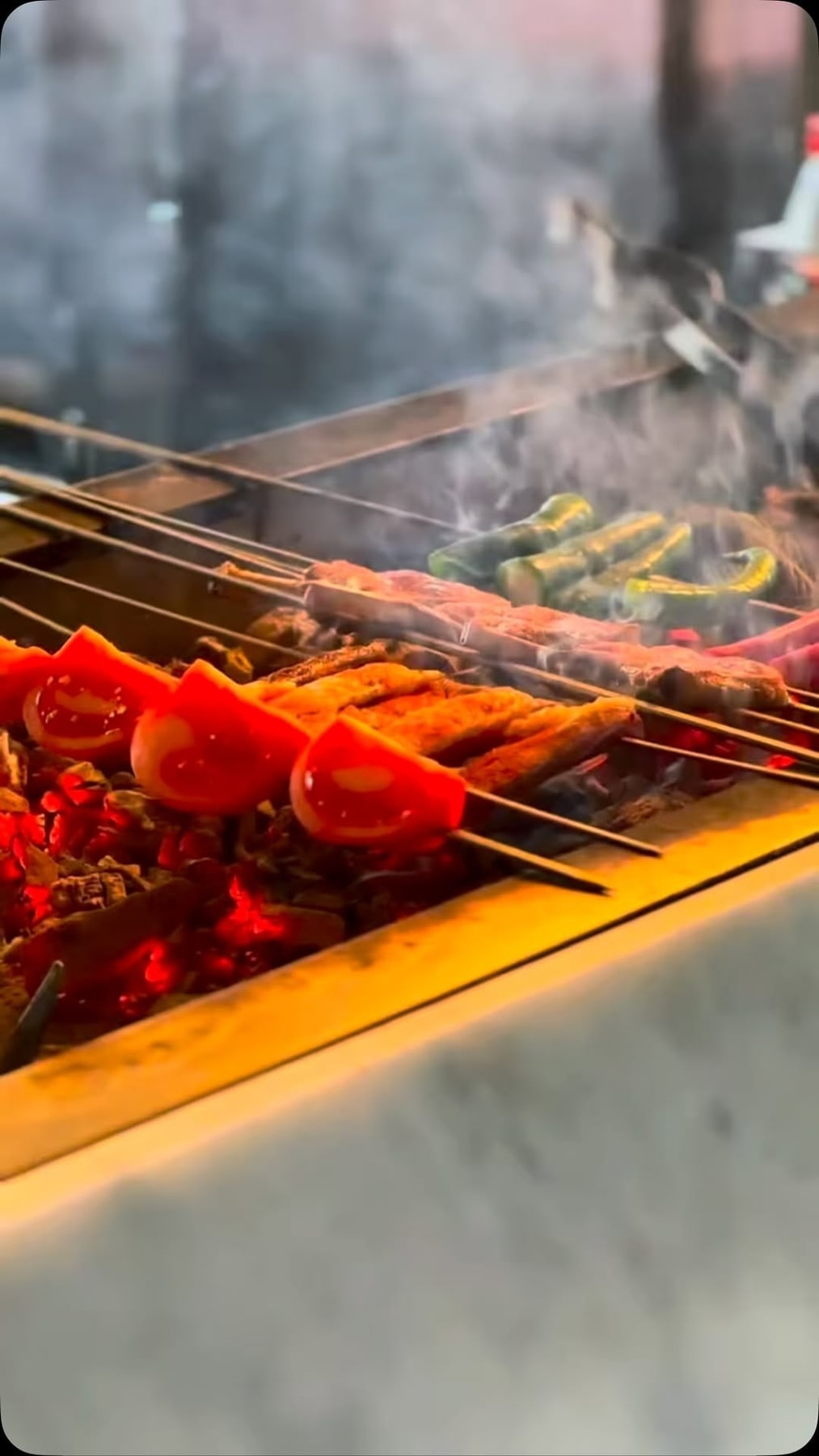 Food and atmosphere at Ali Ocakbaşı