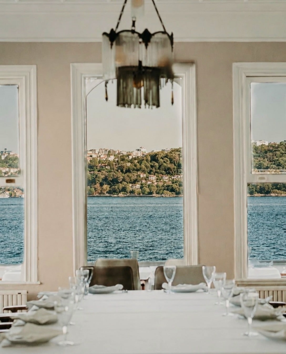 Arnavutköy Balıkçısı: the restaurant interior