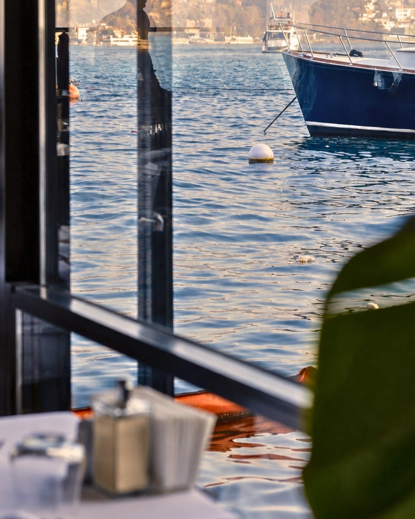 Bebek Balıkçı: restoranın iç mekânı