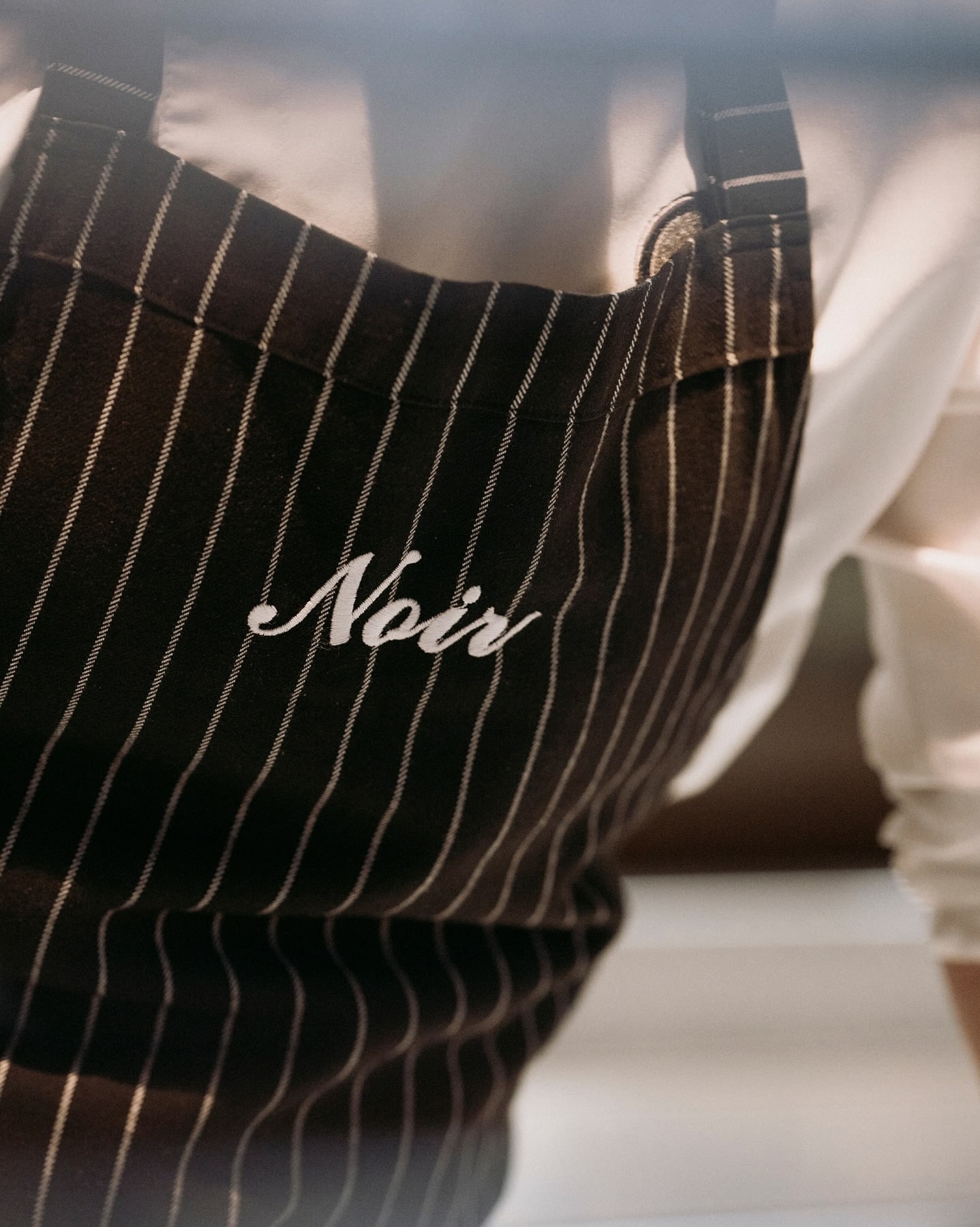 Brasserie Noir: tables prepared for service