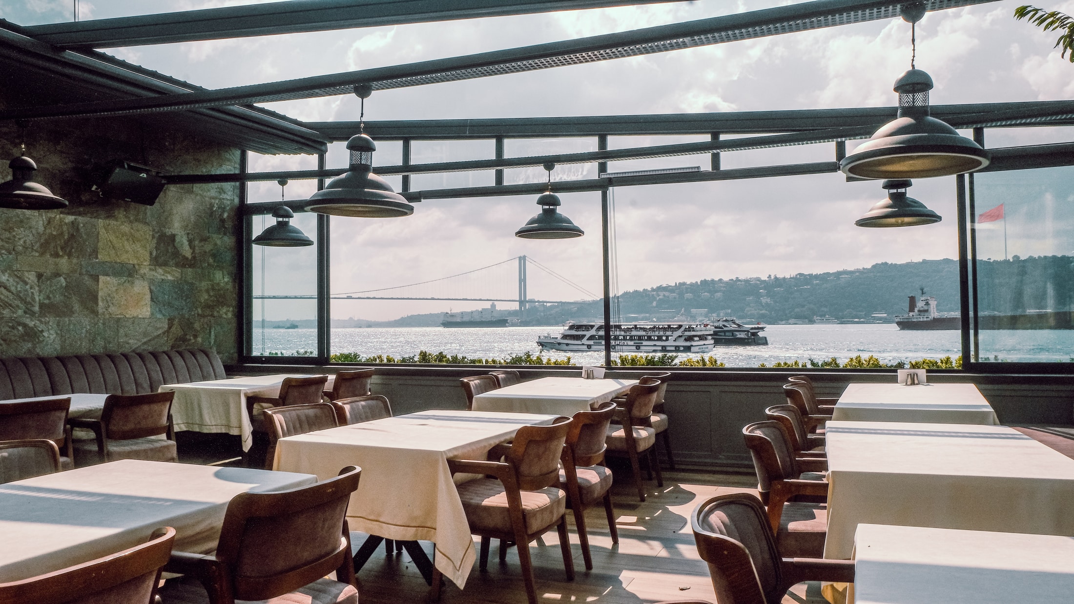 Chacha Balık restoranının mekânı ve atmosferi
