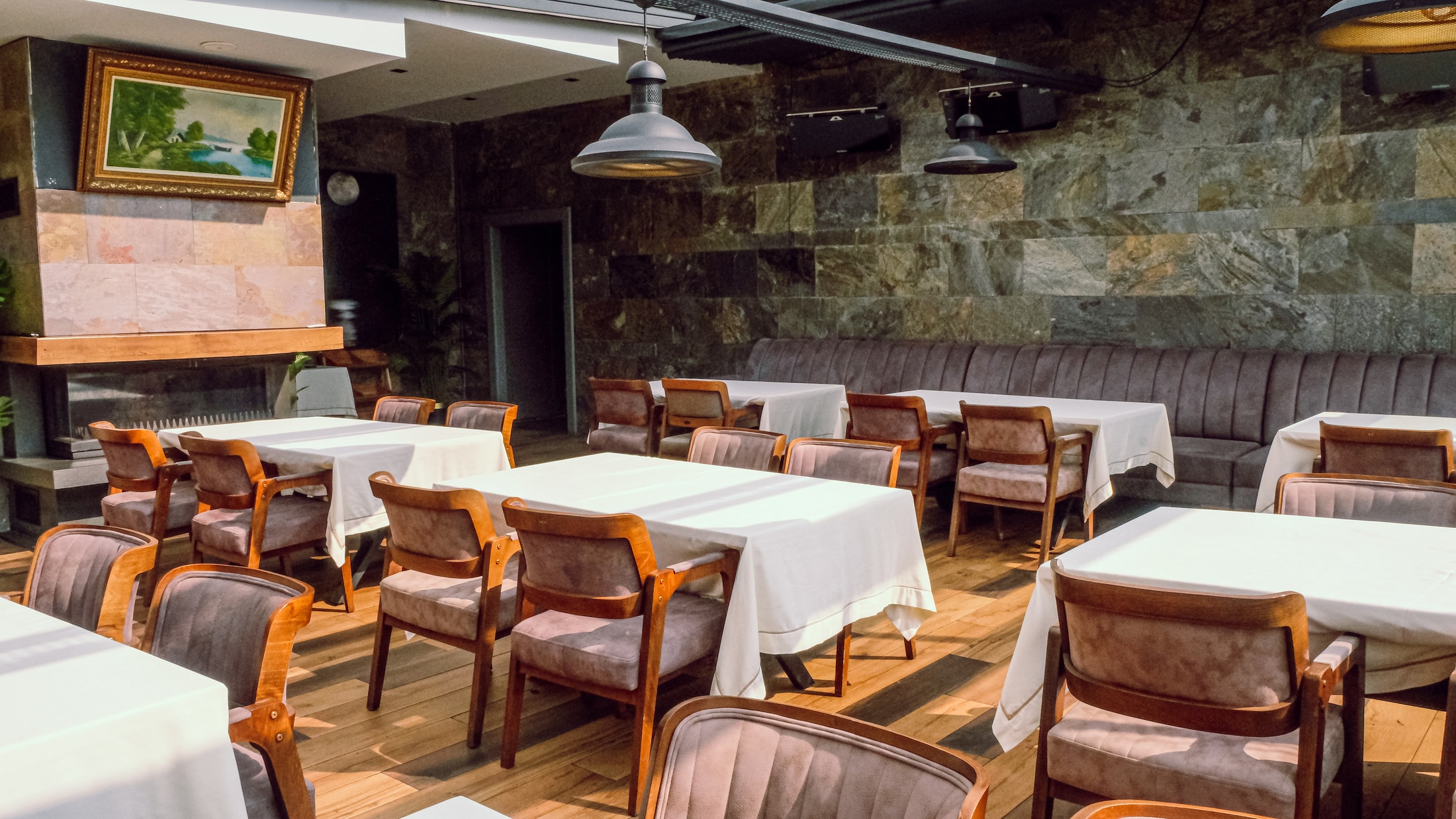 Chacha Balık restoranının mekânı ve atmosferi