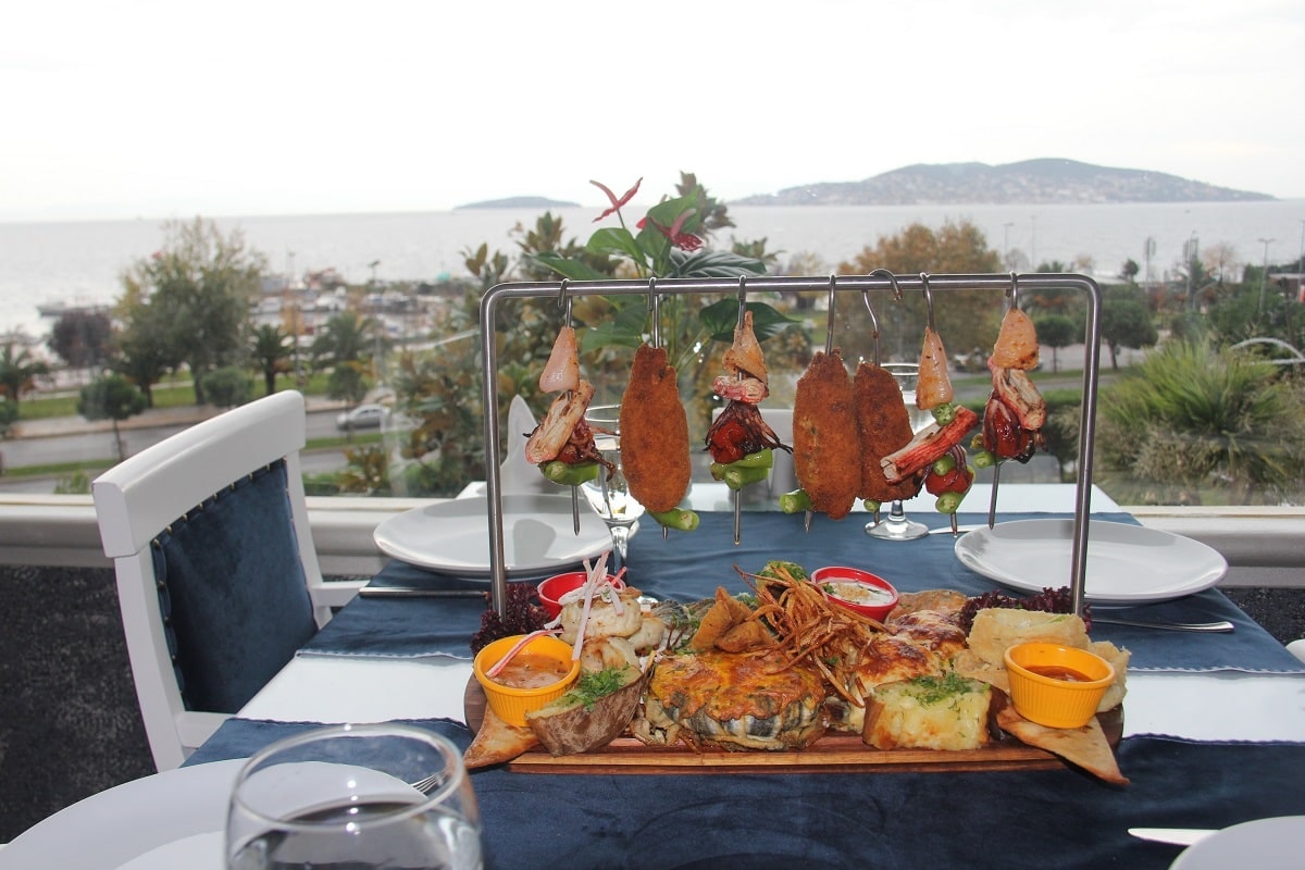 Dragos Balık: a carefully plated dish