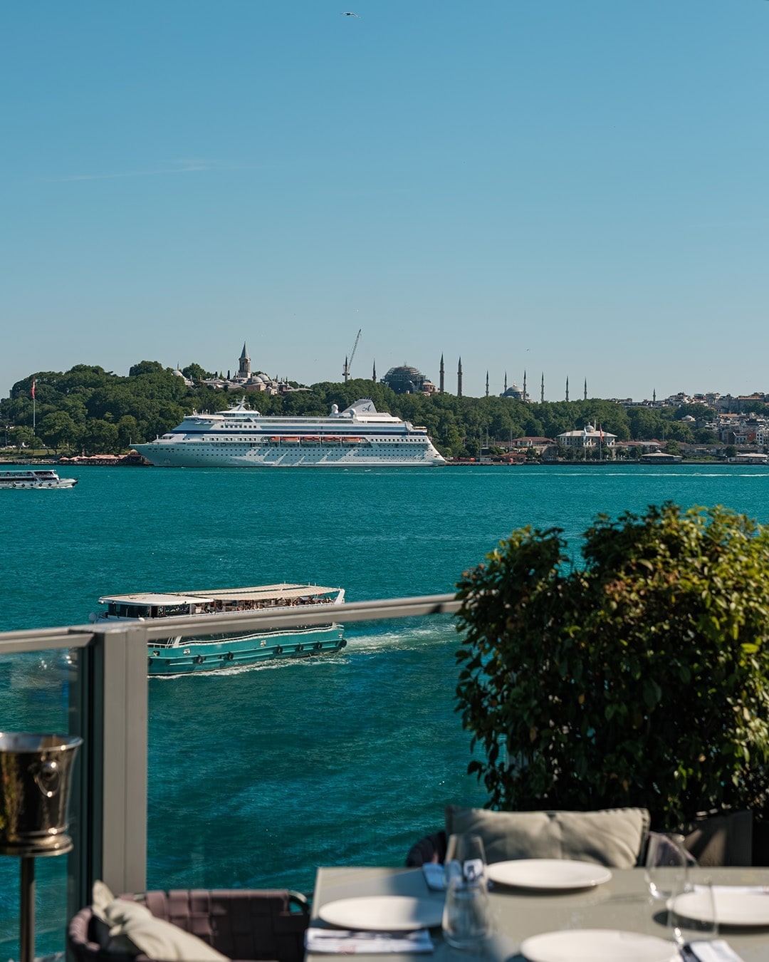 Food and atmosphere at Frankie Istanbul