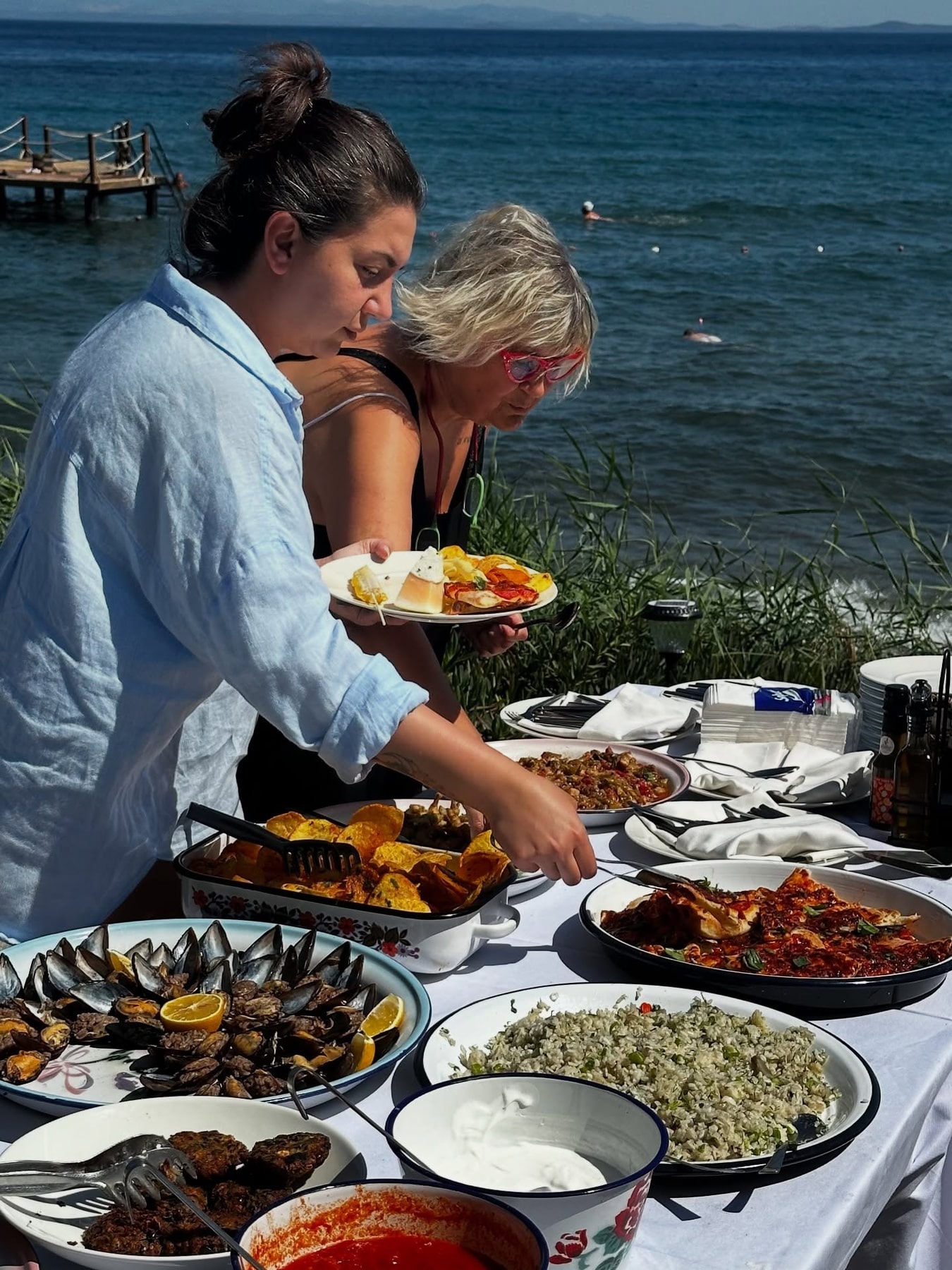 Giritli: a sharing table