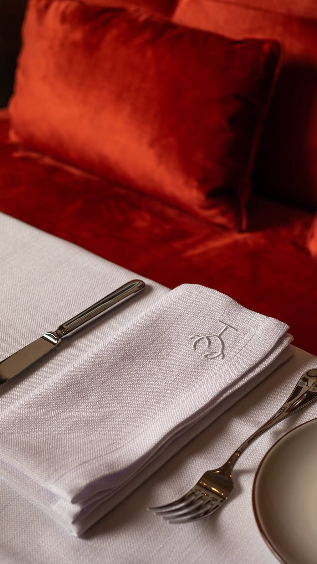 Food and atmosphere at Gizia Brasserie