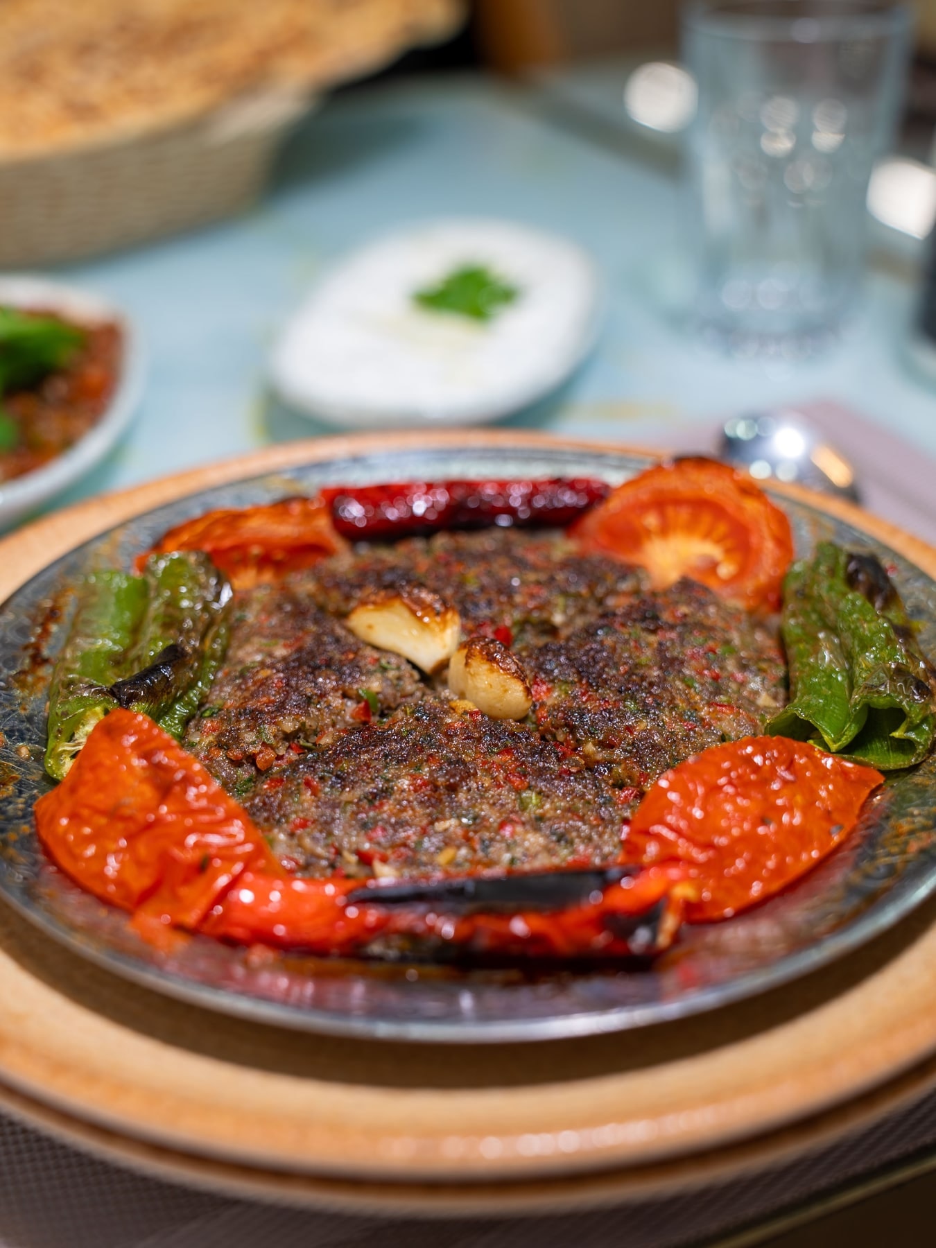 Göktürk Hüseyin Usta mutfağından özenli bir tabak sunumu