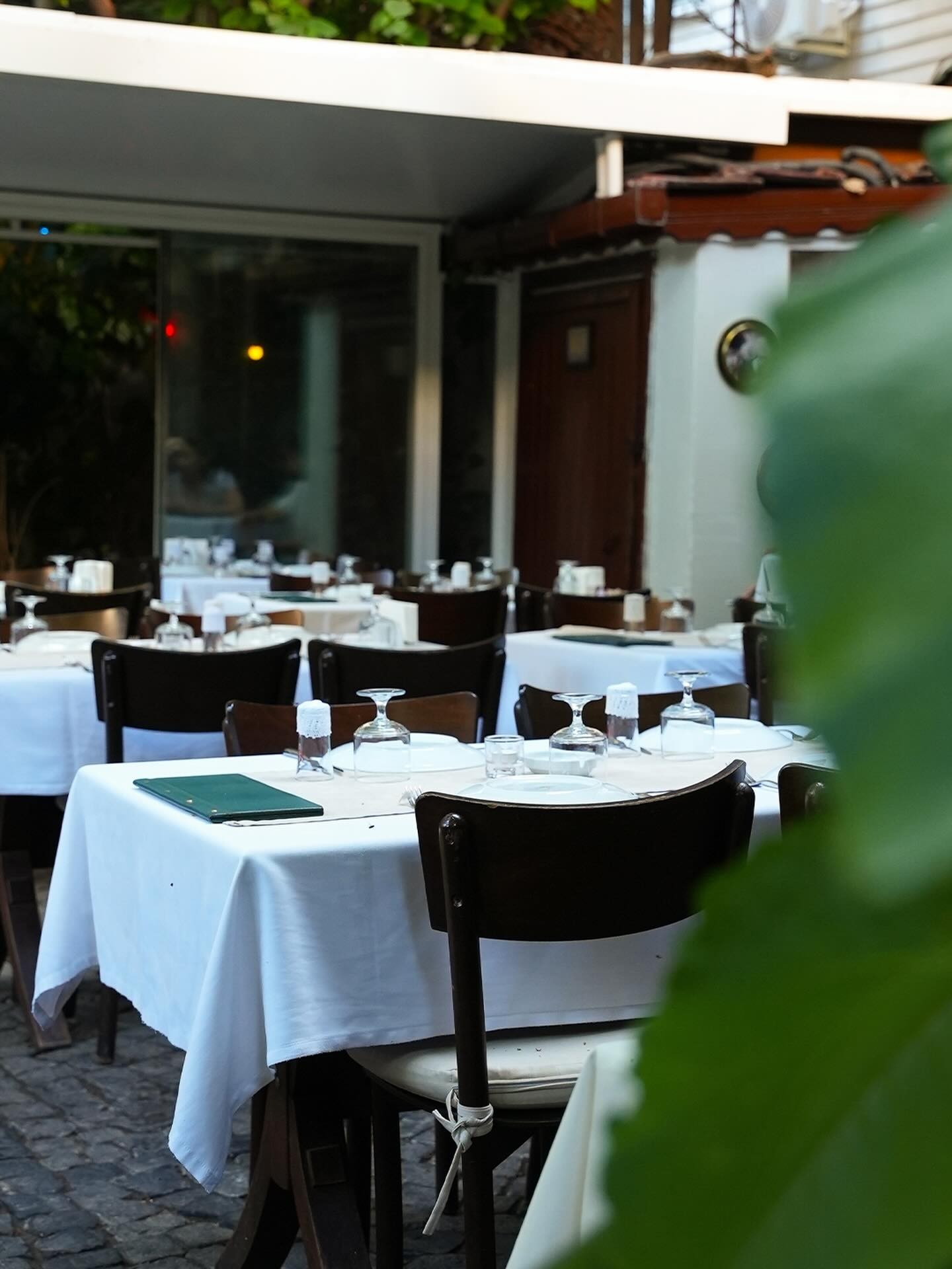 A carefully presented dish from İnciraltı Meyhanesi
