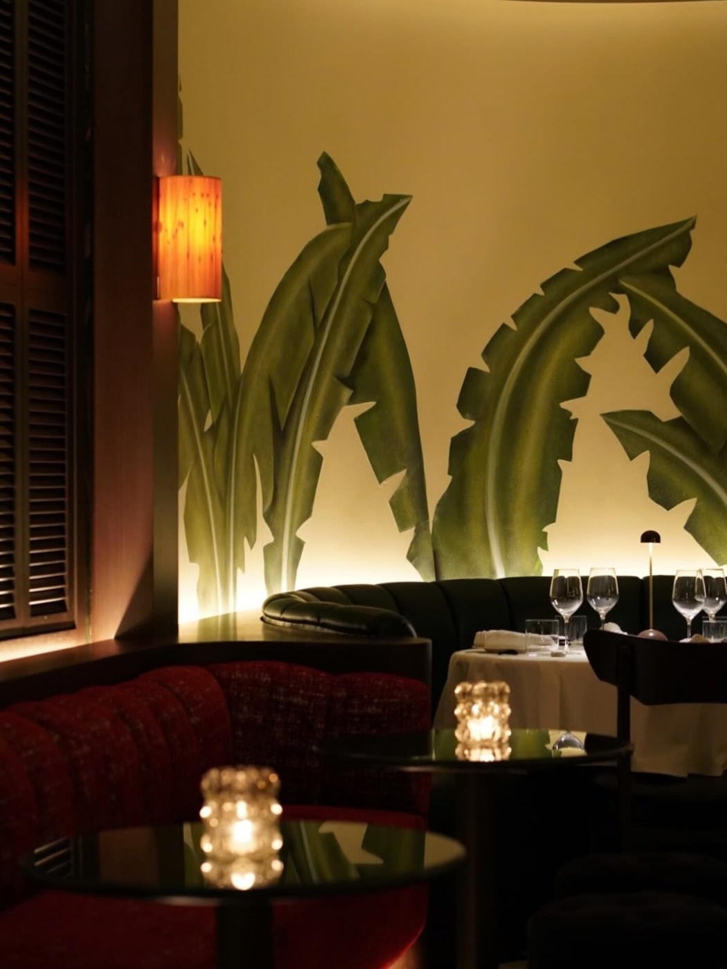 Indochine İstanbul restoranının özenli iç mekânı ve atmosferi