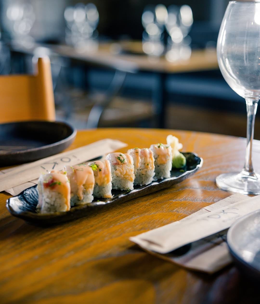 The dining atmosphere at Ioki Kandilli