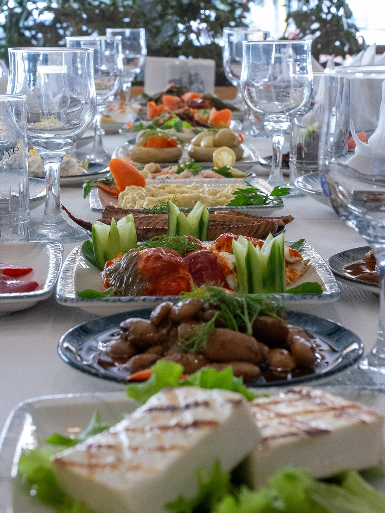 İstiridye Tuzla: servise hazır sıcak tabak