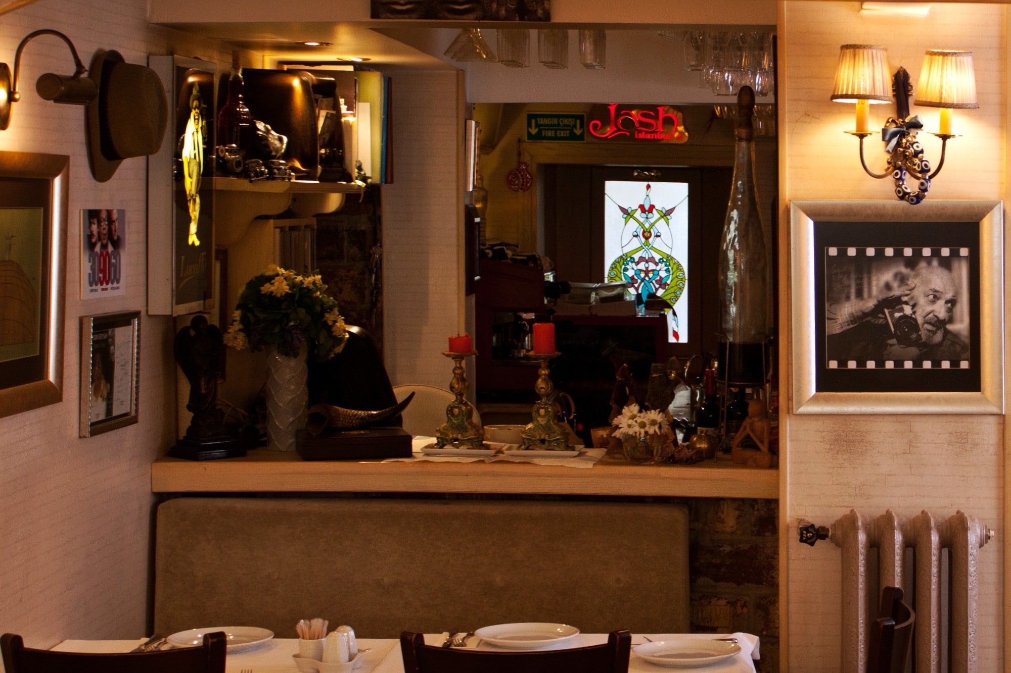 Interior and atmosphere at Jash İstanbul