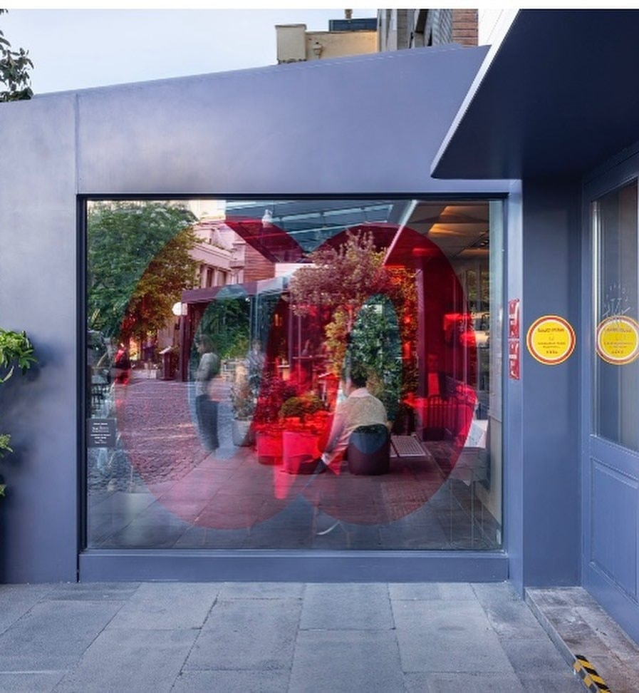 Interior and atmosphere at Karaköy Lokantası