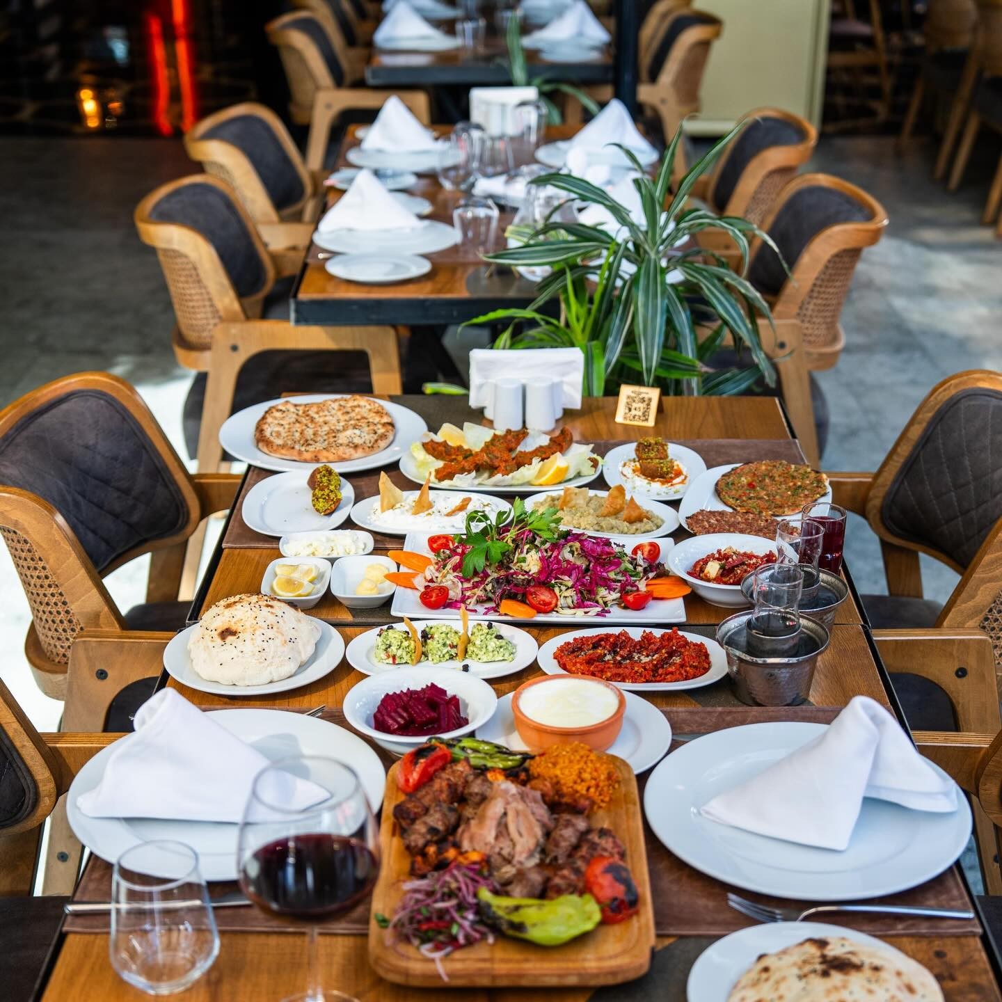 A carefully presented dish from Kaşıbeyaz Ataşehir