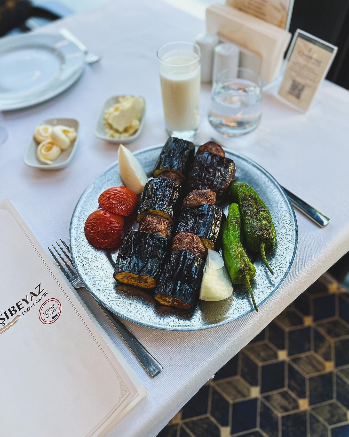 Kaşıbeyaz Florya: servise hazır tabak