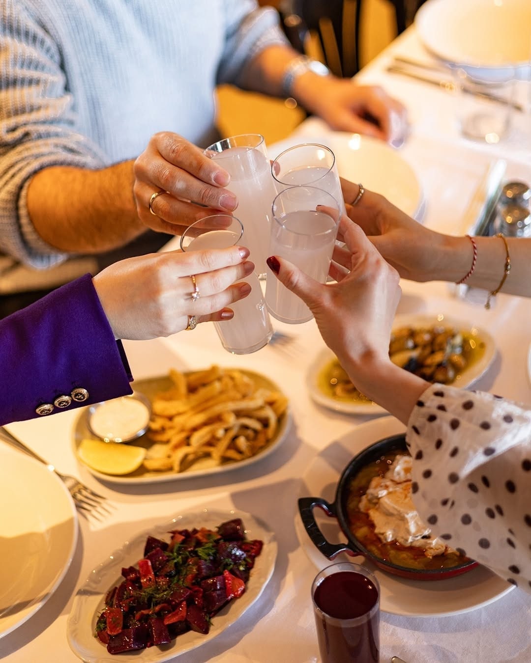 Food and atmosphere at Kiva Bomonti