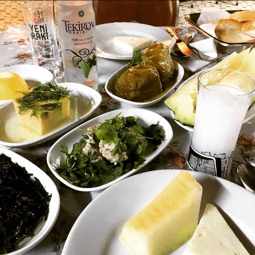 Kur Masayı Madam Despina in Feriköy, Istanbul