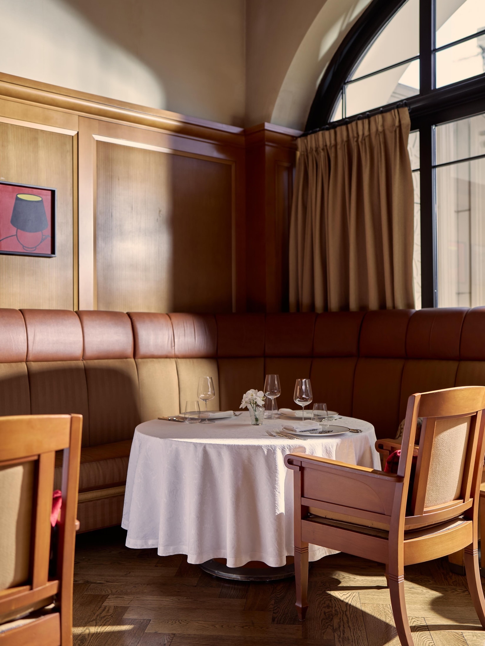 Interior and atmosphere at Lokanta by Divan
