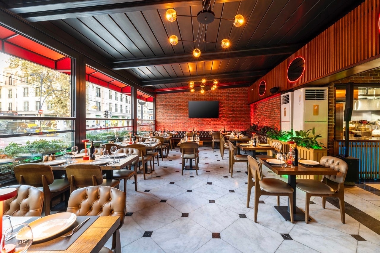 Food and atmosphere at Loti Roof Lounge & Bistro