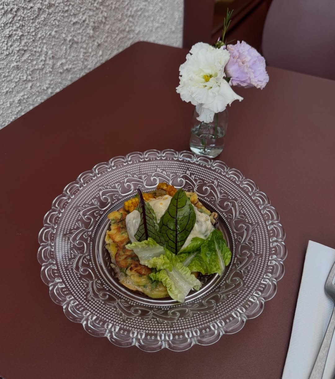 Food and atmosphere at Neroli Daylight Kitchen