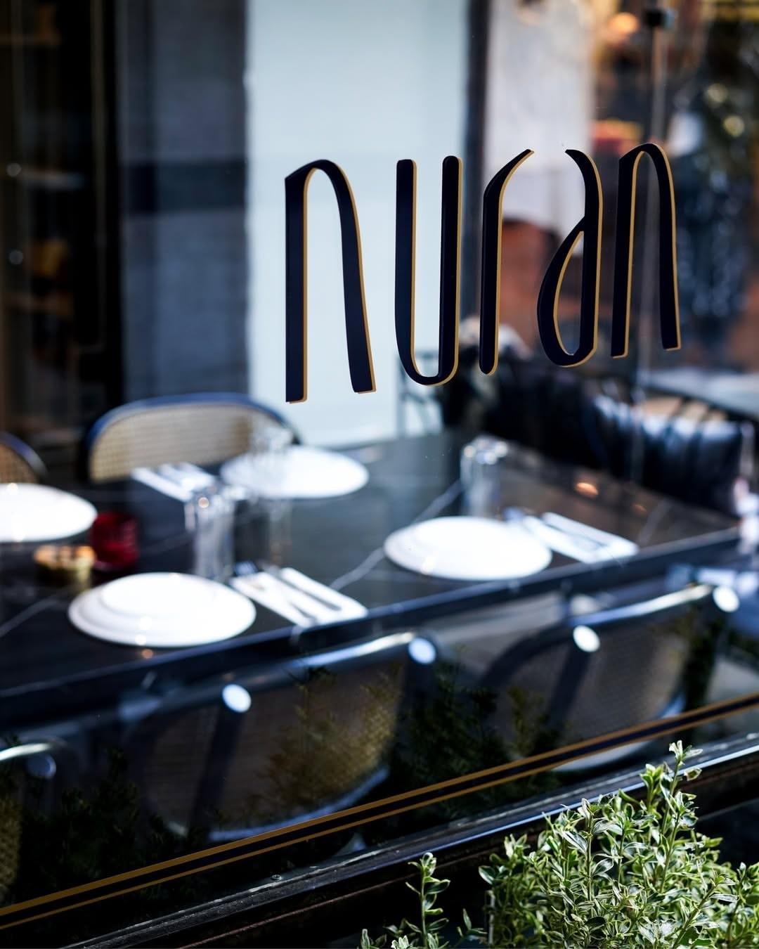 Nuran Teşvikiye restoranında yemek ve atmosfer