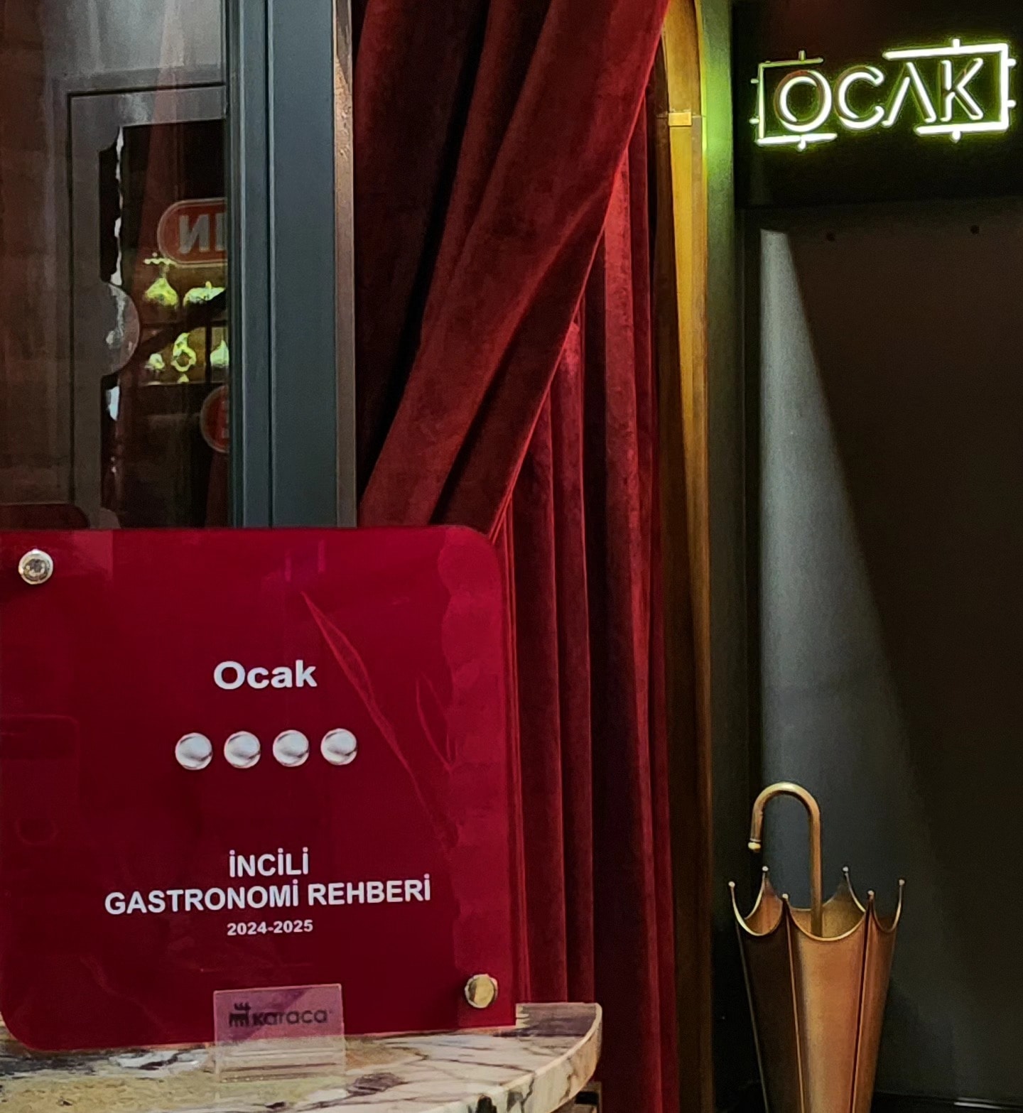 Interior and atmosphere at OCAK Restaurant