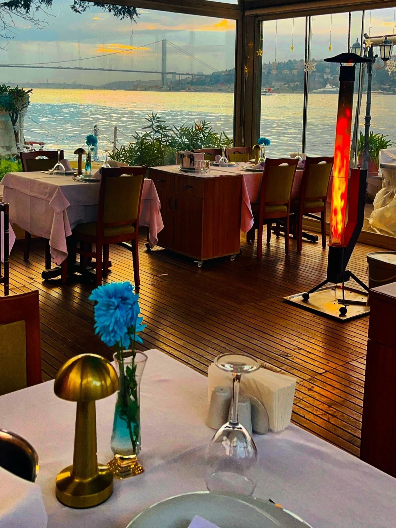 Rigel Restaurant: dış cephe ve giriş