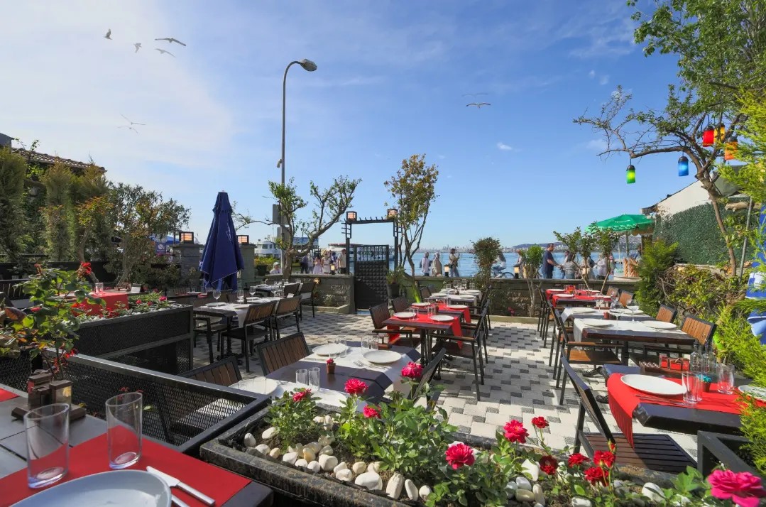 Sahilhane Büyükada mutfağından özenli bir tabak