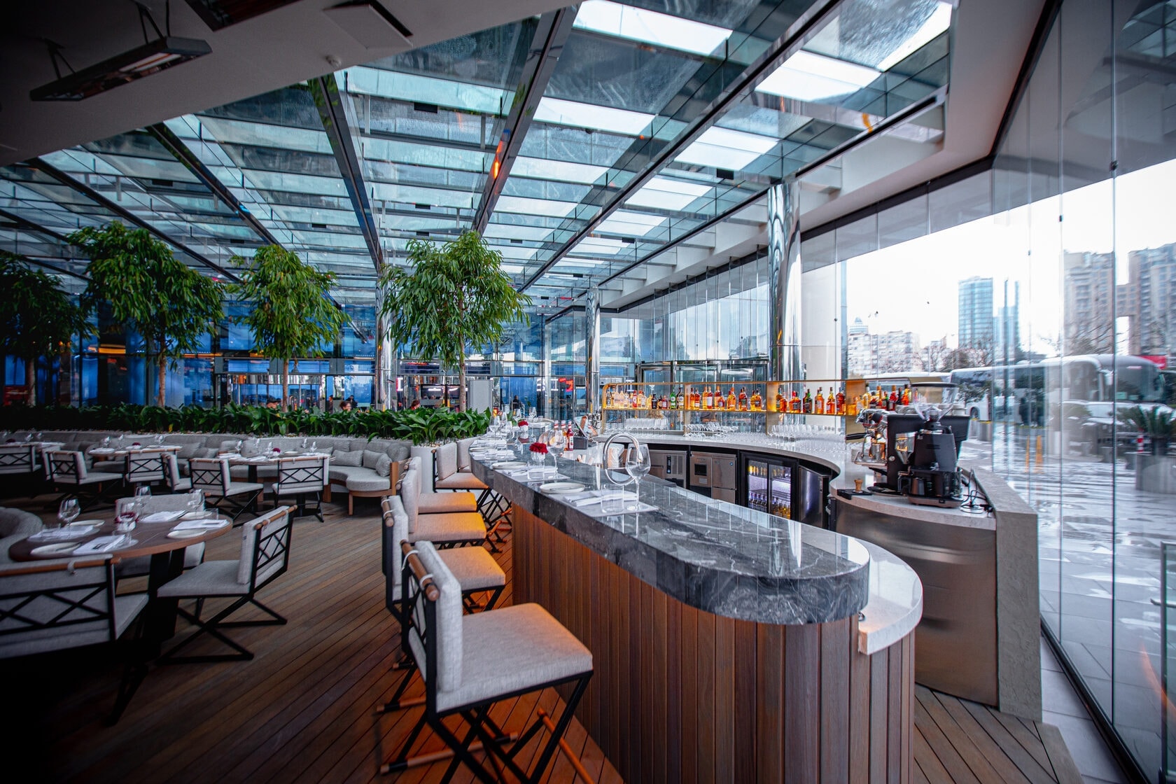 The dining room and atmosphere at Sakhalin
