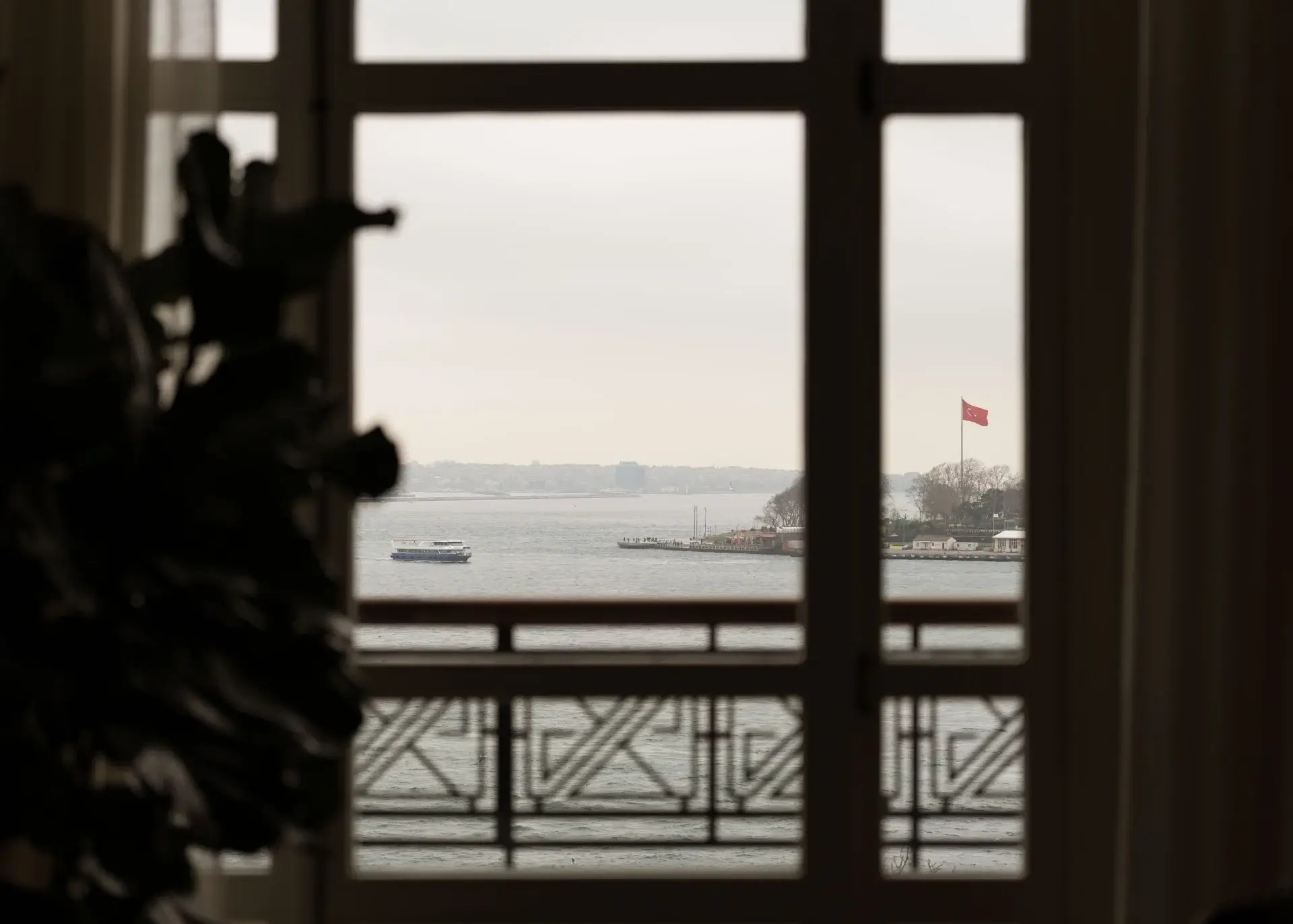 Sen'den Karaköy restoran atmosferi