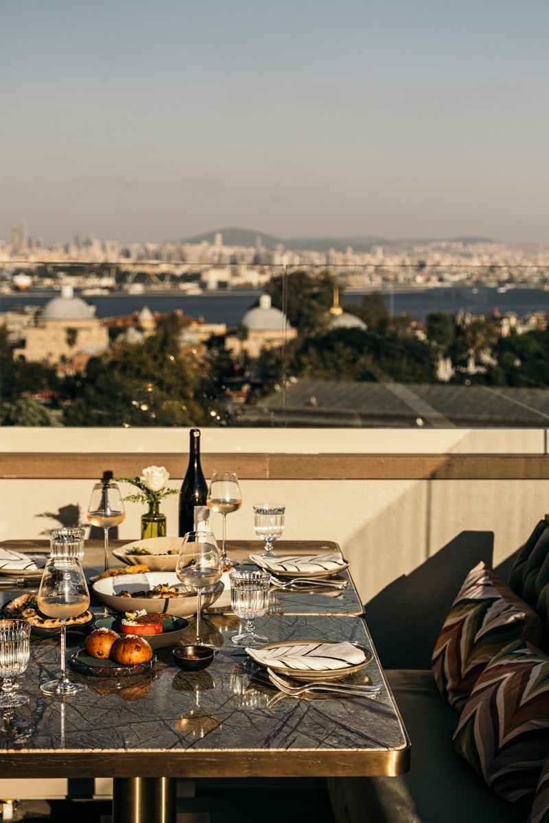 Restaurant atmosphere at Sentez Rooftop Restaurant