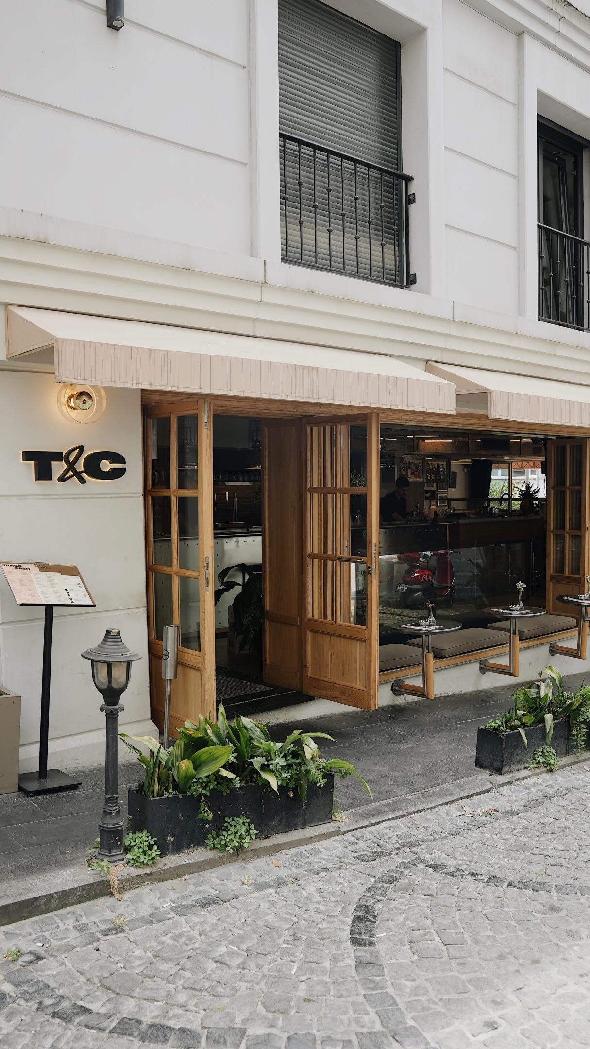 Tango & Cash restoranının atmosferi