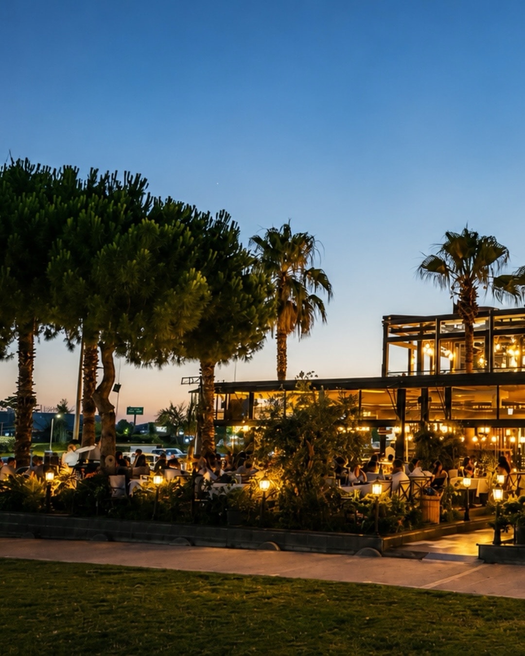 Interior and atmosphere at Tavacı Recep Usta Bostancı