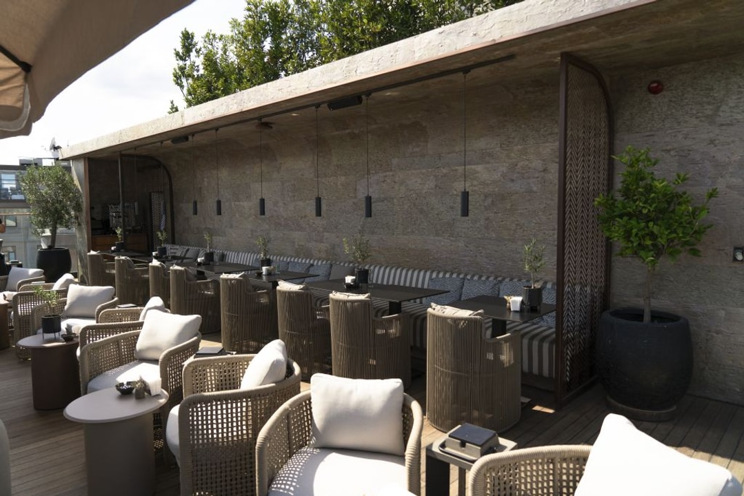 Restaurant atmosphere at The Bank Roof Bar