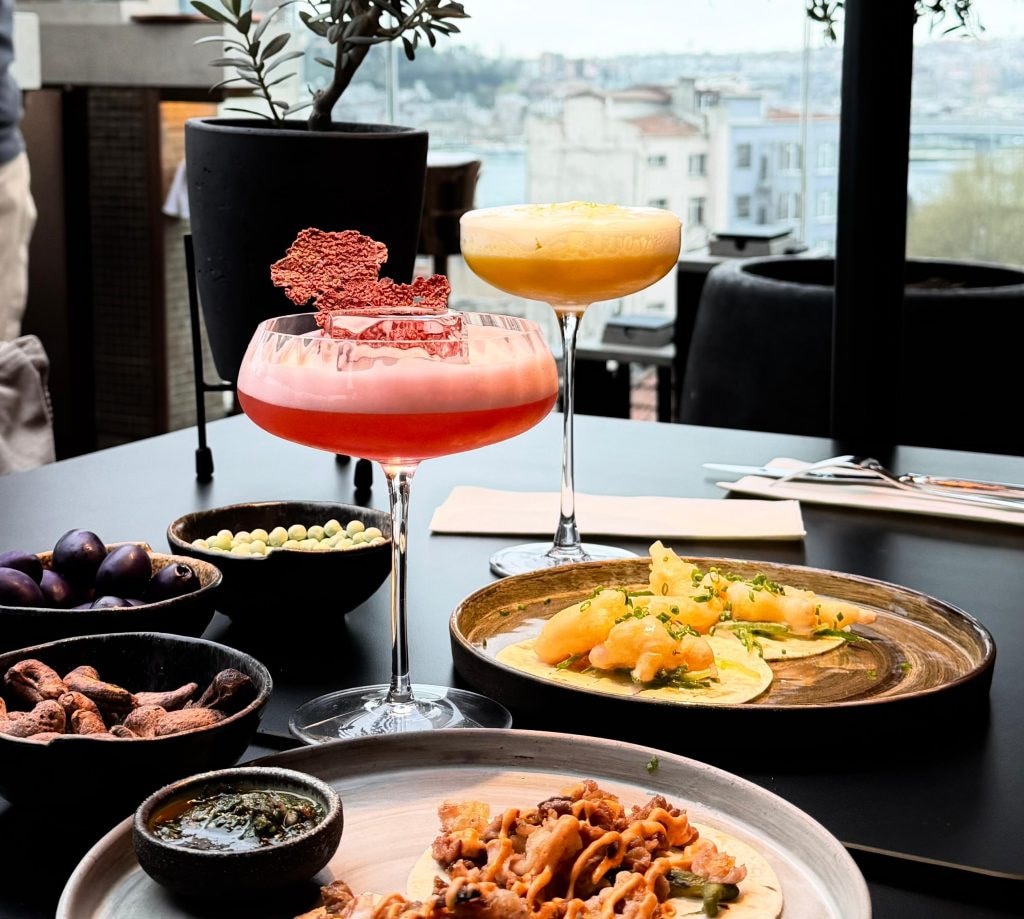 Signature presentation from The Bank Roof Bar